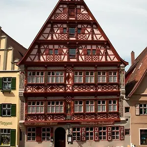 Deutsches Haus فندق دينكلسبهل