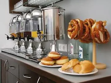 Helvetia Hotel Munich City Center 3*,